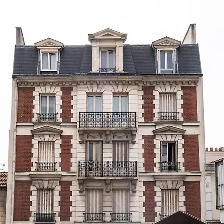 Apartament Avec Jardin Suresnes